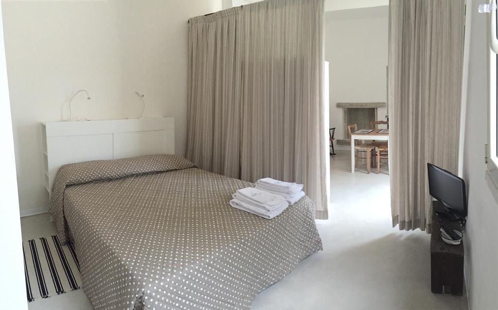Tenuta Sant'Andrea Giuggianello Oda fotoğraf