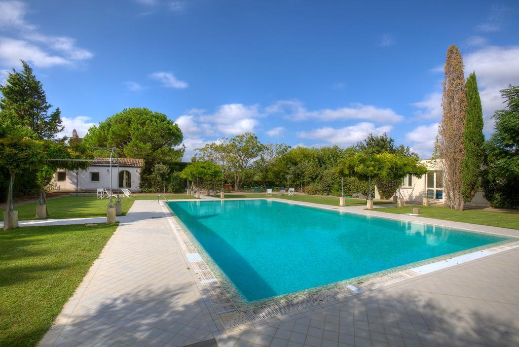 Tenuta Sant'Andrea Giuggianello Dış mekan fotoğraf